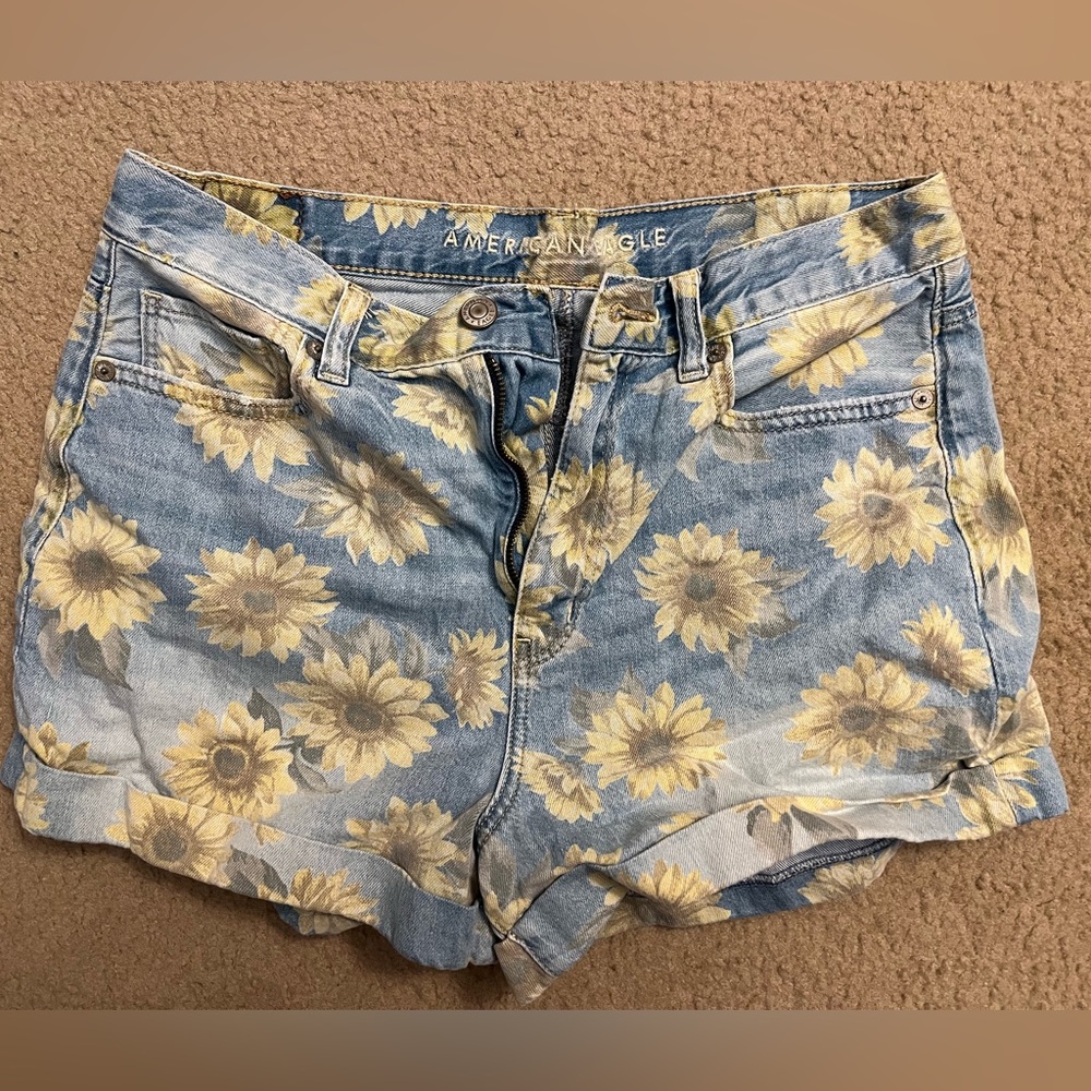 size 8 sunflower American Eagle denim “mom shorts”